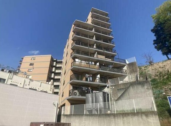 ��錧���s���R���R6���ڂ̒��Ã}���V�����̌��n�O�ώʐ^