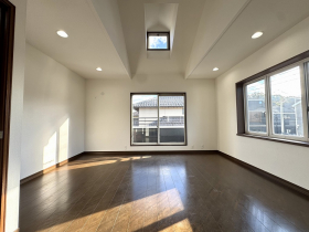 ��錧��J�s���₫�䂯�₫��3���ڂ̒��È�ˌ��Ẵ��r���O