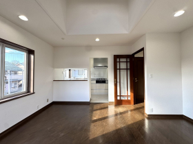 ��錧��J�s���₫�䂯�₫��3���ڂ̒��È�ˌ��Ẵ��r���O