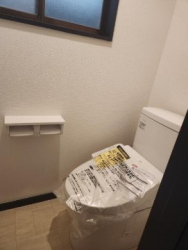 ��錧���s�ăm��ăm��̒��È�ˌ��Ẳ摜