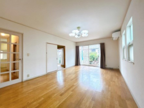 ��錧��J�s�݂�����݂�����6���ڂ̒��È�ˌ��Ẵ��r���O