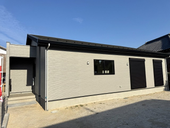 ��錧��J�s��؍��؍莚�O���̐V�z��ˌ��Ă̌��n�O�ώʐ^