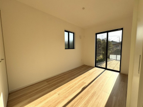 ��錧��J�s��؍��؍莚�O���̐V�z��ˌ��Ẳ摜