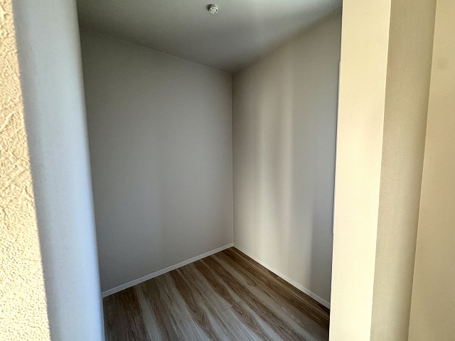 ��錧��J�s��؍��؍莚�O���̐V�z��ˌ��Ẳ摜