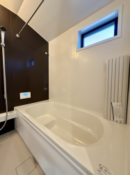 ��錧���΂݂炢�s���˓��ˎ��z�K�̐V�z��ˌ��Ẳ摜