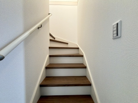 ��錧���΂݂炢�s���˓��ˎ��z�K�̐V�z��ˌ��Ẳ摜