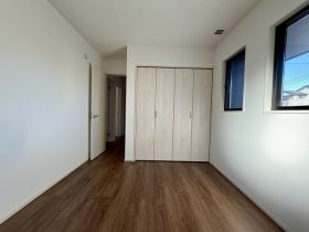 ��錧���΂݂炢�s���˓��ˎ��z�K�̐V�z��ˌ��Ẳ摜