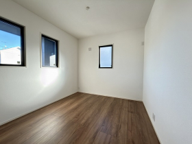 ��錧���΂݂炢�s���˓��ˎ��z�K�̐V�z��ˌ��Ẳ摜