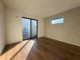 ��錧���΂݂炢�s���˓��ˎ��z�K�̐V�z��ˌ��Ẳ摜