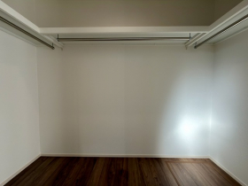 ��錧���΂݂炢�s���˓��ˎ��z�K�̐V�z��ˌ��Ẳ摜