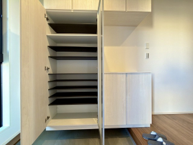 ��錧���΂݂炢�s���˓��ˎ��z�K�̐V�z��ˌ��Ẳ摜