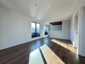 ��錧���΂݂炢�s���˓��ˎ��z�K�̐V�z��ˌ��Ẳ摜