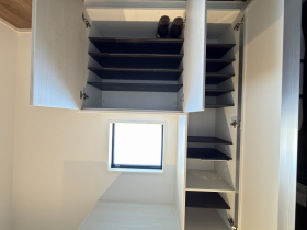 ��錧���΂݂炢�s���˓��ˎ��z�K�̐V�z��ˌ��Ẳ摜