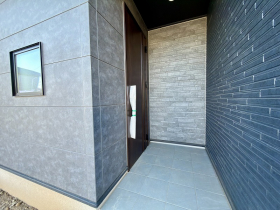 ��錧���΂݂炢�s���˓��ˎ��z�K�̐V�z��ˌ��Ẳ摜