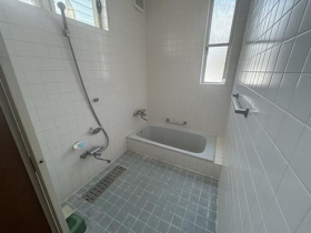 ��錧��J�s���P�u5���ڂ̒��È�ˌ��Ẳ摜