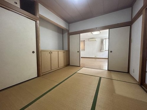 ��錧��J�s���P�u5���ڂ̒��È�ˌ��Ẳ摜