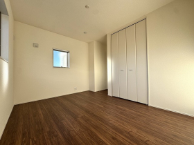 ��錧���s��X���X��̐V�z��ˌ��Ẳ摜