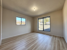 ��錧���s����2���ڂ̐V�z��ˌ��Ẳ摜