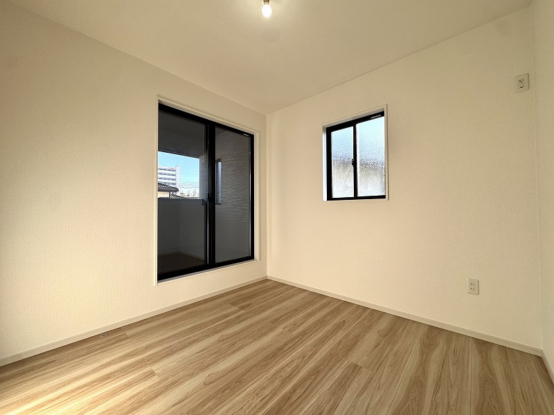 ��錧���s����2���ڂ̐V�z��ˌ��Ẳ摜