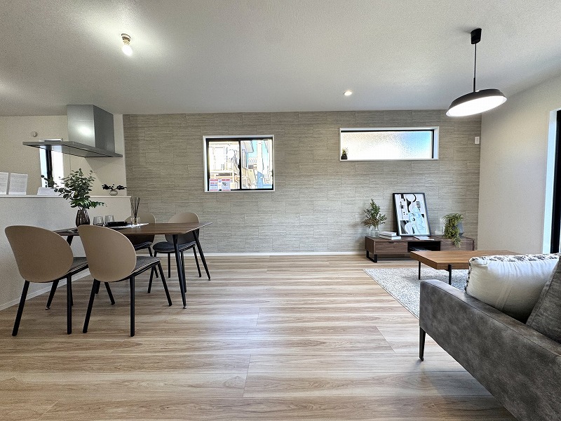 ��錧���s����2���ڂ̐V�z��ˌ��Ẳ摜