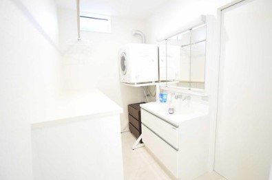 ��錧���Ύs�݂ǂ�̓�̒��È�ˌ��Ẳ摜