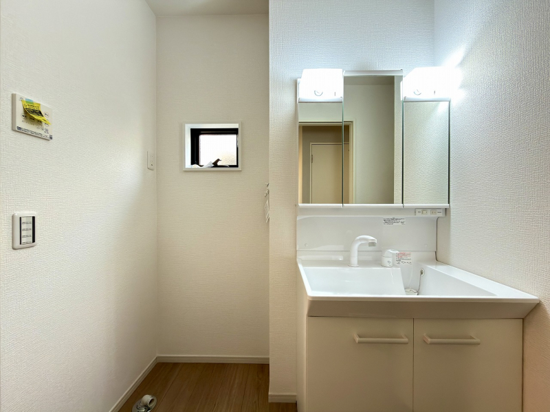 ��錧��J�s���P�u���P�u2���ڂ̐V�z��ˌ��Ă̐��ʑ�E���ʏ�