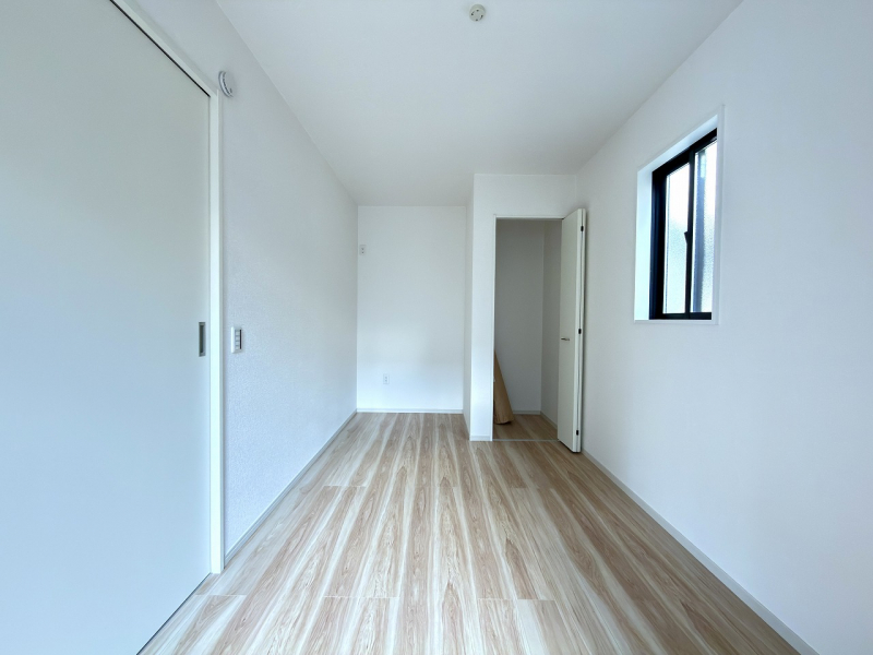 ��錧��J�s���P�u���P�u2���ڂ̐V�z��ˌ��Ẵ��r���O�ȊO�̋���