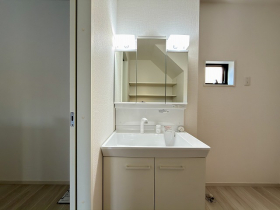 ��錧��J�s��t���t��7���ڂ̐V�z��ˌ��Ẳ摜