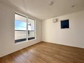 ��錧���s�����������̐V�z��ˌ��Ẳ摜