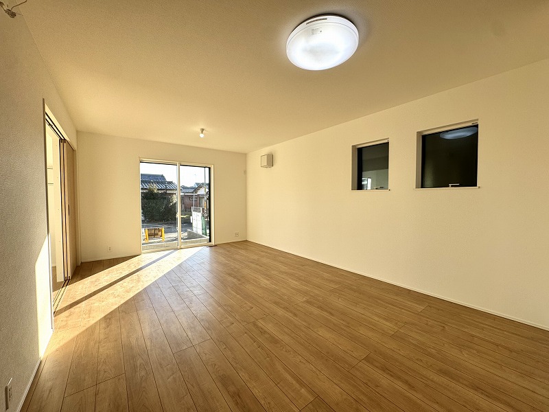 ��錧���s�����������̐V�z��ˌ��Ẳ摜