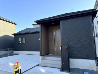 ��錧���s����쎚�y��̐V�z��ˌ��Ă̌��n�O�ώʐ^