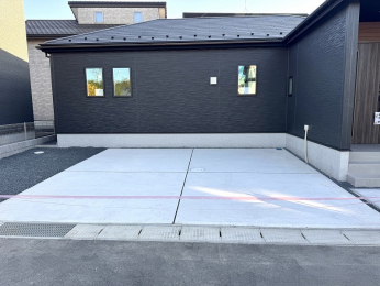 ��錧���s����쎚�y��̐V�z��ˌ��Ă̒��ԏ�