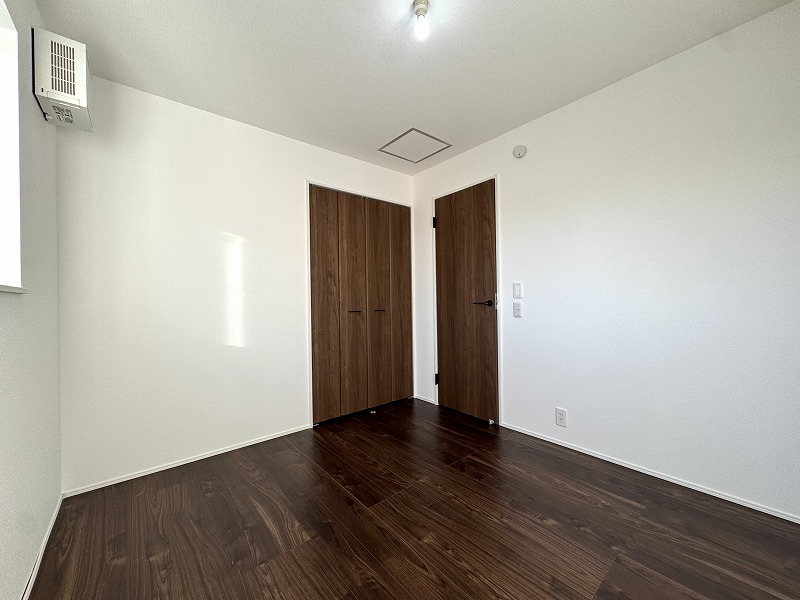 ��錧���s��쎚�y��̐V�z��ˌ��Ẳ摜