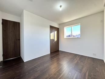 ��錧���s��쎚�y��̐V�z��ˌ��Ẳ摜