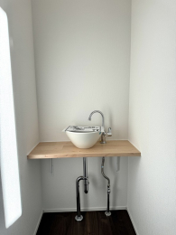 ��錧���s��쎚�y��̐V�z��ˌ��Ẳ摜