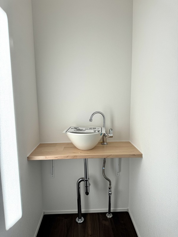 ��錧���s��쎚�y��̐V�z��ˌ��Ẳ摜