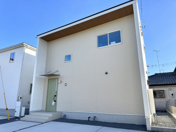 ��錧���s����쎚�y��̐V�z��ˌ��Ă̌��n�O�ώʐ^