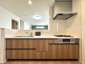 ��錧���s����쎚�y��̐V�z��ˌ��ẴL�b�`��