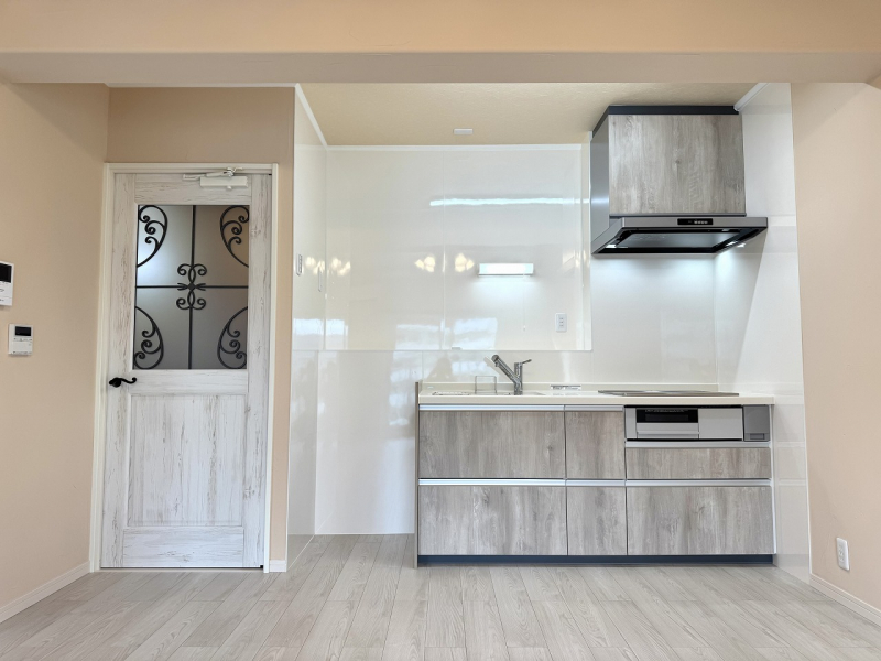 ��錧���s����2���ڂ̒��Ã}���V�����̃L�b�`��