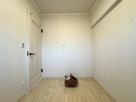 ��錧���s����2���ڂ̒��Ã}���V�����̃��r���O�ȊO�̋���