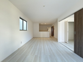 ��錧��J�s��t���t��7���ڂ̐V�z��ˌ��Ẳ摜