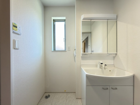 ��錧��J�s��t���t��7���ڂ̐V�z��ˌ��Ẳ摜