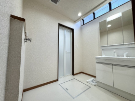 ��錧��J�s��������1���ڂ̒��È�ˌ��Ẳ摜