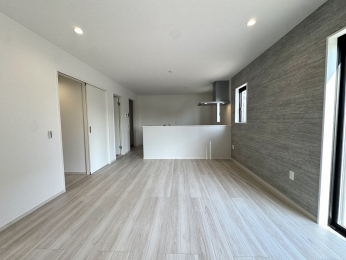 ��錧���s��쎚�ω���Ƃ̐V�z��ˌ��Ẳ摜