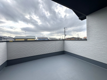 ��錧���΂݂炢�s�J��c�̐V�z��ˌ��Ẵo���R�j�[