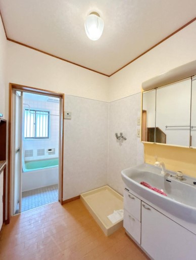 ��錧��J�s���O��6���ڂ̒��È�ˌ��Ẳ摜