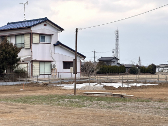 ��錧���΂݂炢�s�J��c�̐V�z��ˌ��Ă̌��n�O�ώʐ^