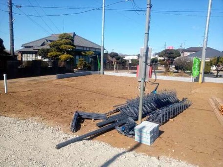 ��錧���΂݂炢�s����������h�̐V�z��ˌ��Ă̌��n�O�ώʐ^