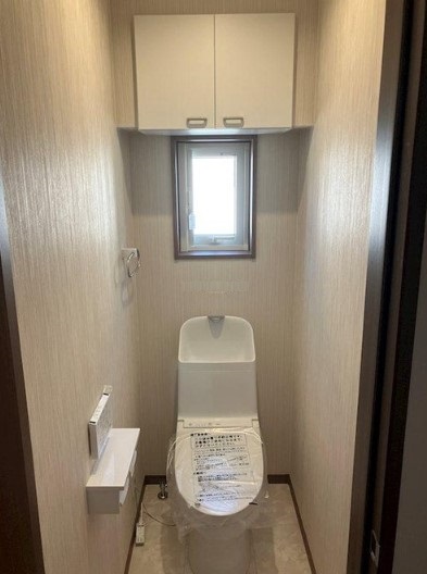 ��錧���Ύs�J�c���w��̒��È�ˌ��Ẳ摜