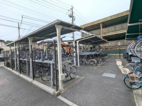 ��錧��J�s�䏊�P�u3���ڂ̒��Ã}���V�����̉摜